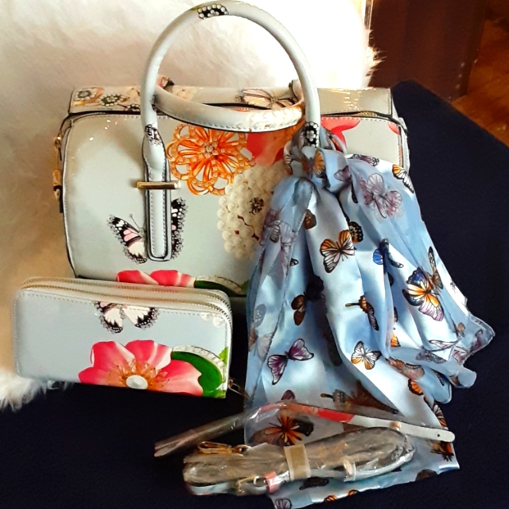 🦋🌻Colorful Floral  tote/shoulder bag🦋🌻